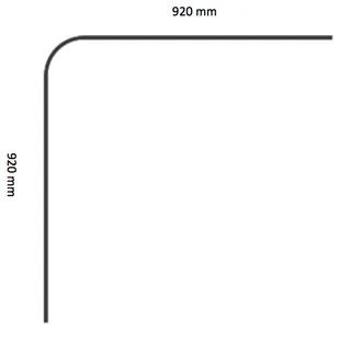 Svart L-format objekt med runda hörn, markerat med måtten 920 mm på båda sidor.